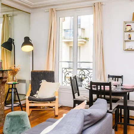 Appartamento Bright 2br - Butte Montmartre | By Airnest Parigi